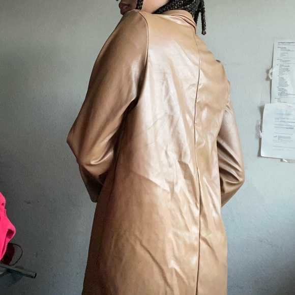 Tan blazer - Picture 4 of 4